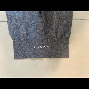 NVGTN SEAMLESS CONTOUR